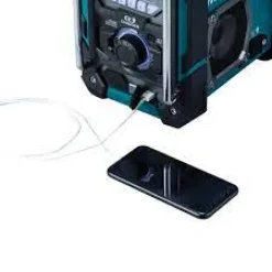 Makita DMR300 Arbetsradio med laddare
